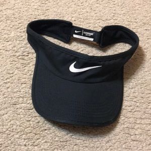 Black Nike Visor